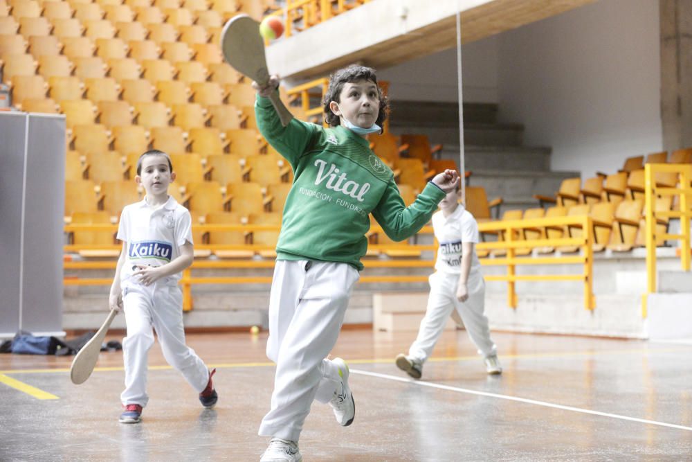 Araba Gaztea / Zure Argazkiak