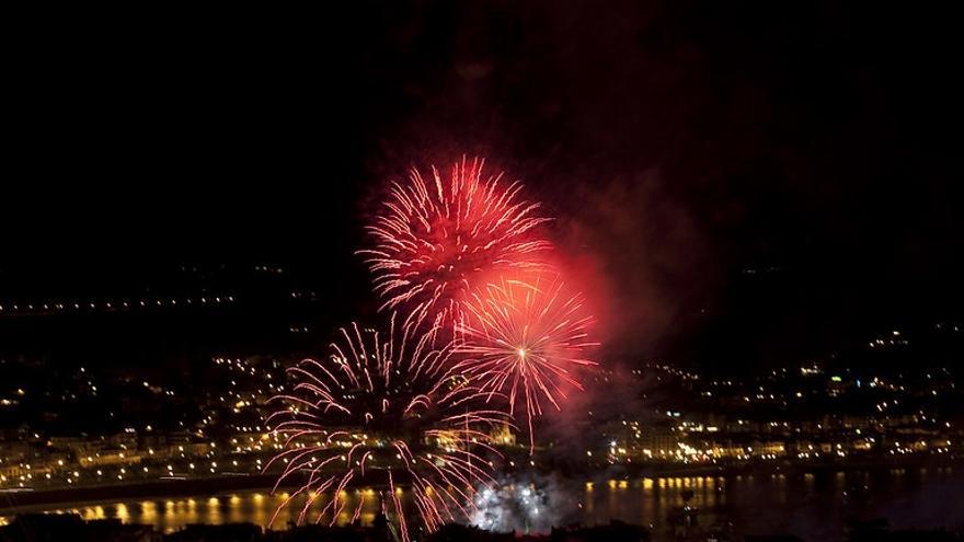 Noches donostiarras de cielos iluminados