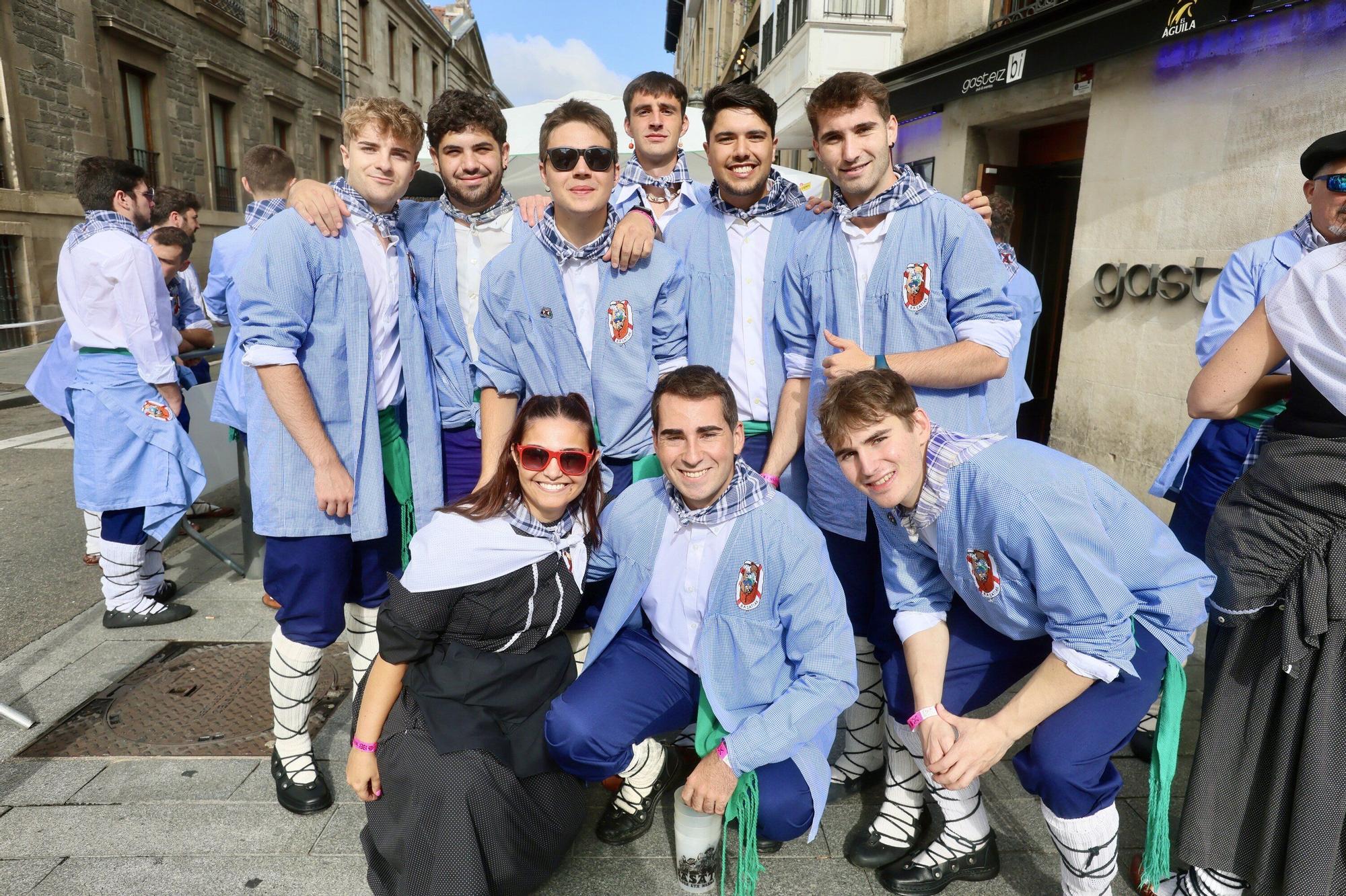 En imágenes: Blusas y neskas disfrutan de Santiago