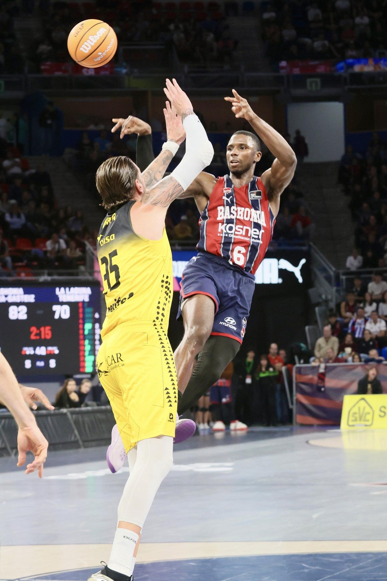 Todas las imágenes del Baskonia - La Laguna Tenerife (89-79)