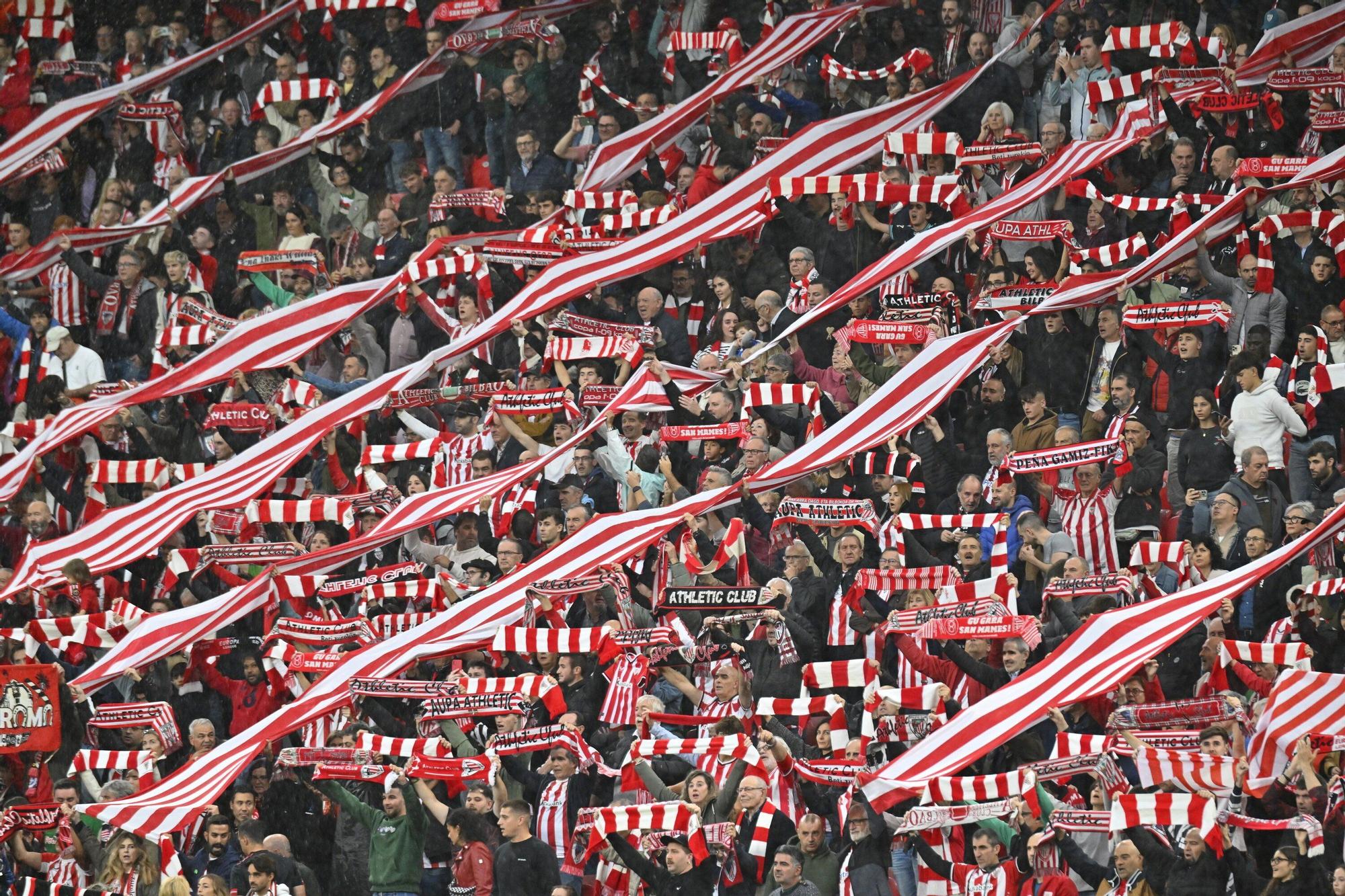 En imágenes: búscate en nuestra galería de la grada del Athletic-Getafe