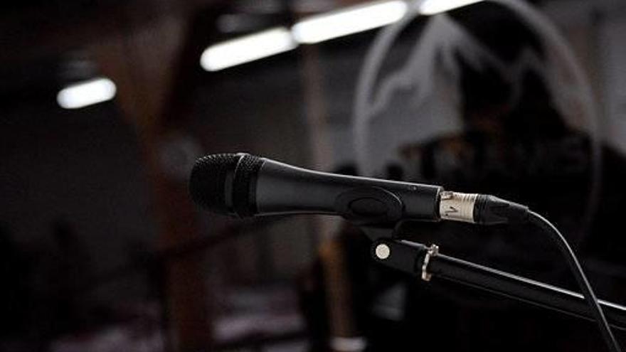 Imagen de un karaoke.
