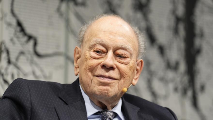 Jordi Pujol evoluciona &quot;positivamente&quot; de la neumonía por la que sigue ingresado en Barcelona