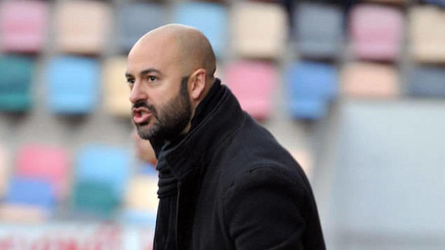 David Movilla, en un partido con el Barakaldo.