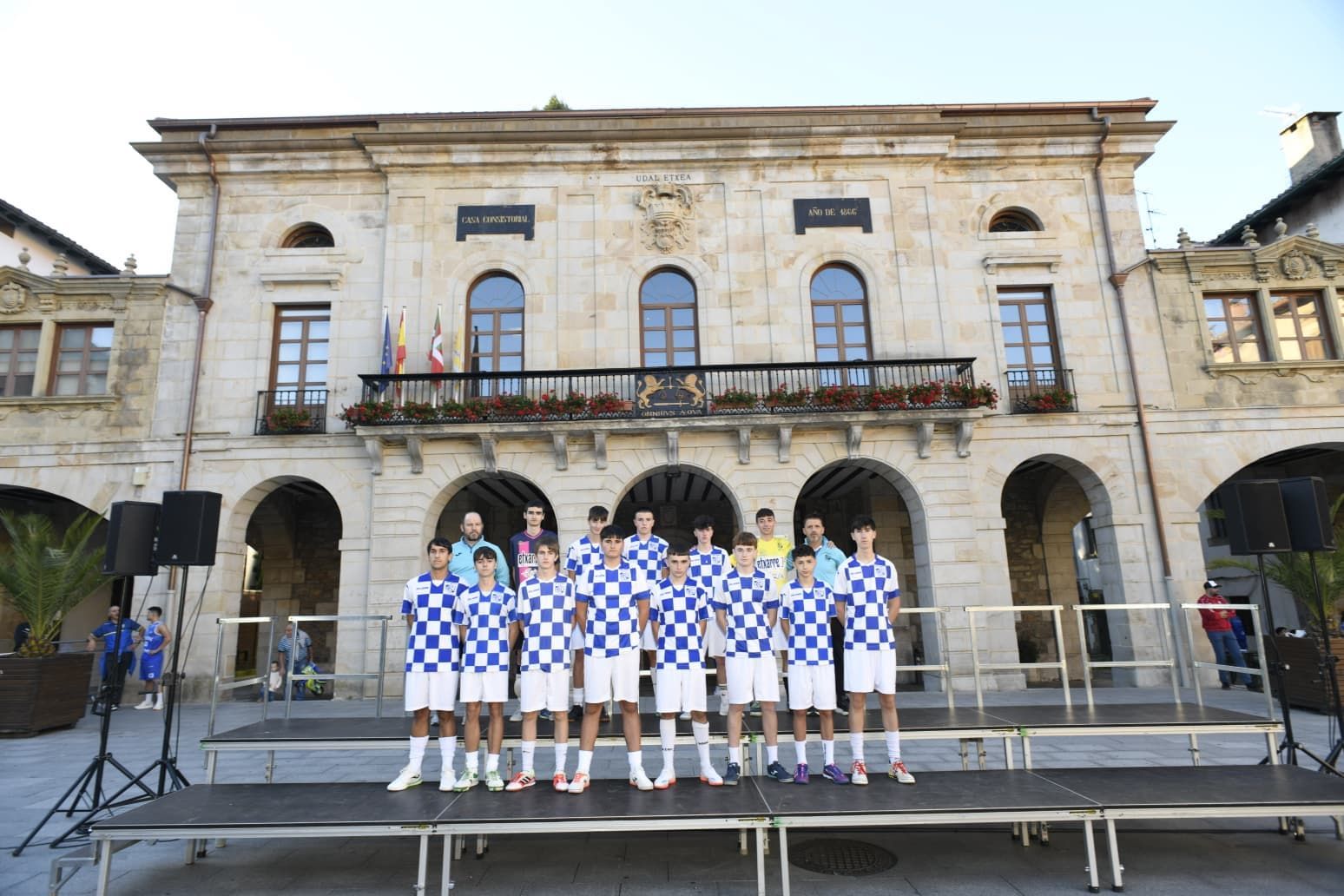 Presentación de los clubes deportivos de Urretxu y Zumarraga