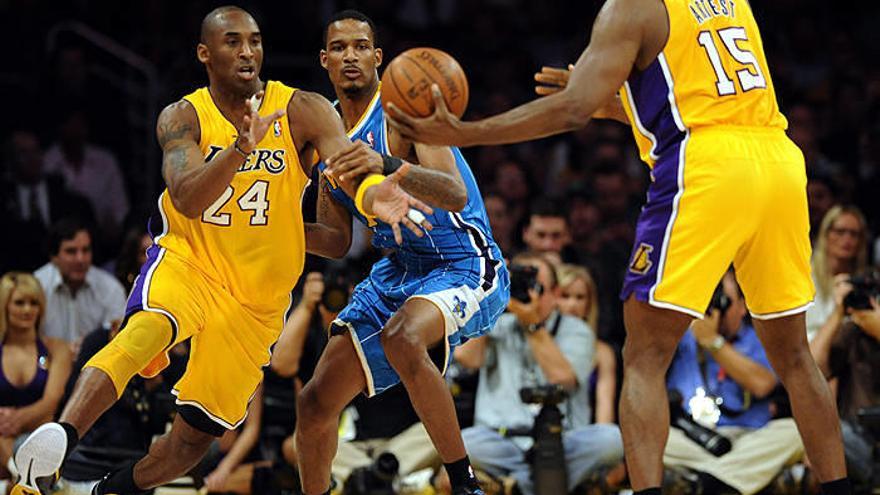 El resurgir de Bryant contagia a los Lakers