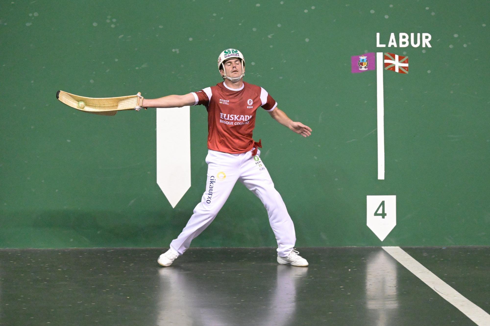 Aritz Erkiaga vence a Olharan en la Liga de Naciones de 36 metros.