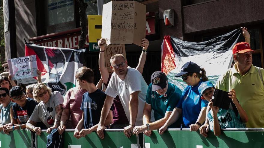 Pasa a disposición judicial el detenido por impedir el paso de un equipo israelí en la Vuelta