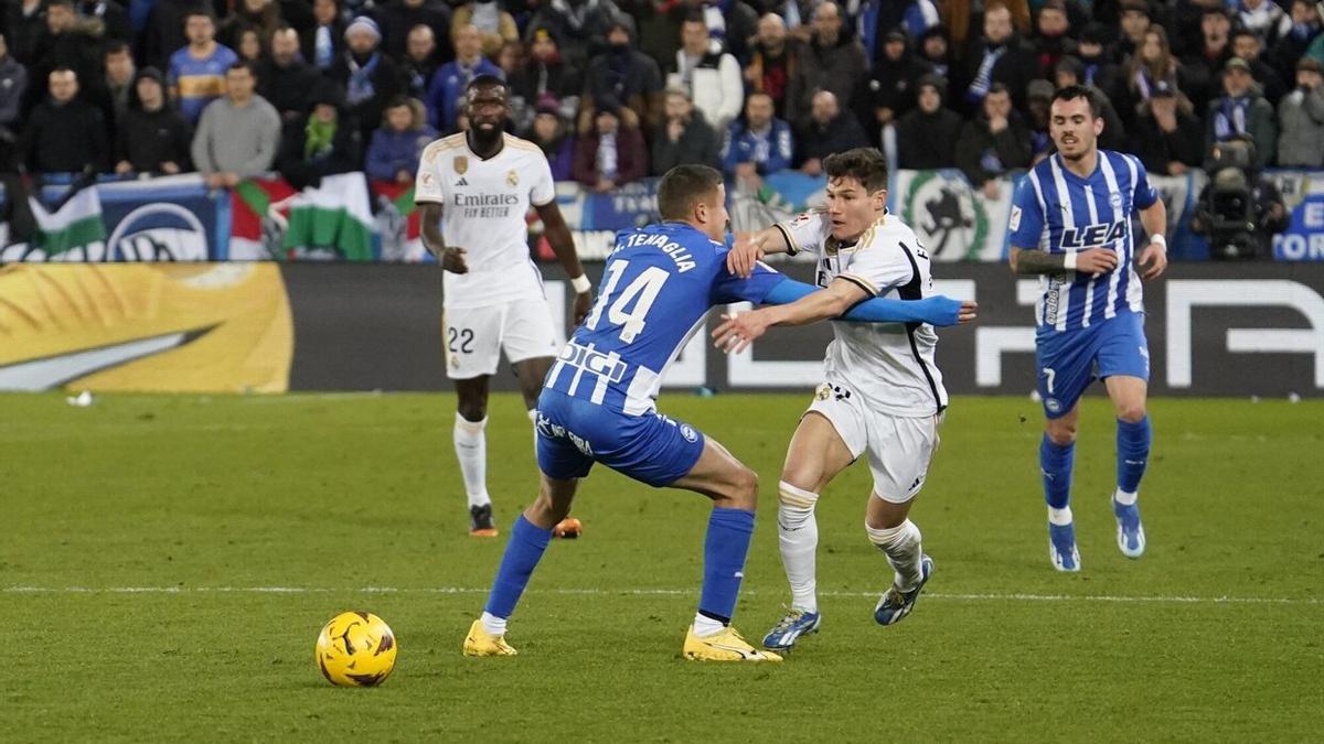 En imágenes: las mejores jugadas del Alavés frente al Real Madrid