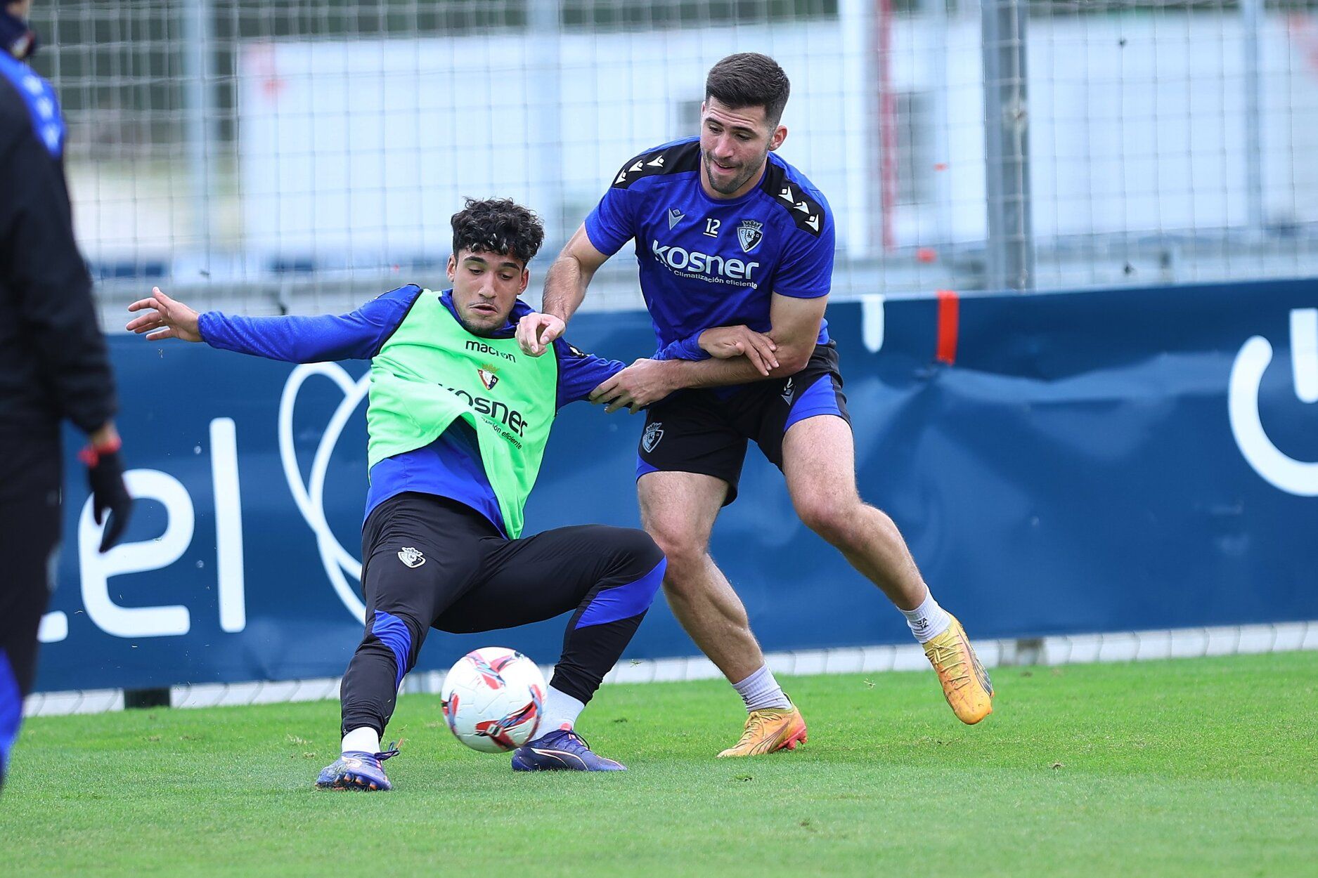 Fotos del entrenamiento de Osasuna (18/11/2024)
