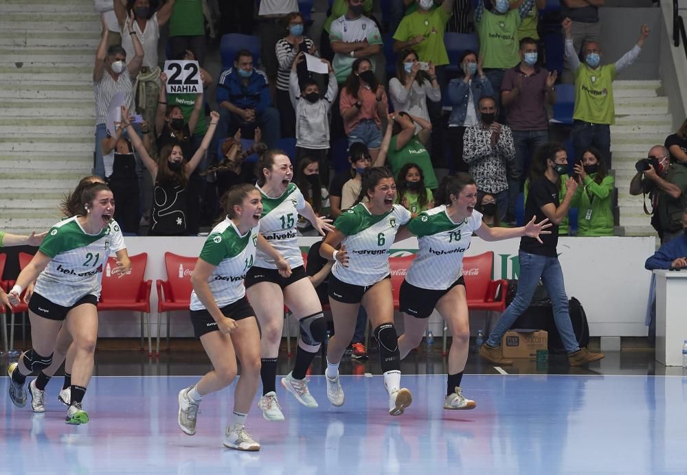 Ascenso de las chicas de Anaitasuna a segunda.