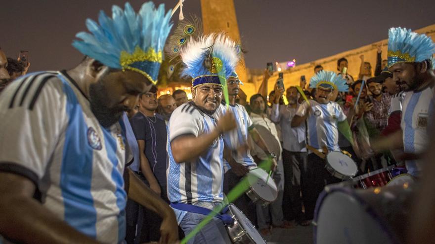 Catar niega que los aficionados sean falsos