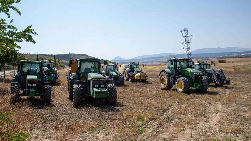 Agricultores navarros plantan cara a restricciones &#039;absurdas&#039; tras los incendios