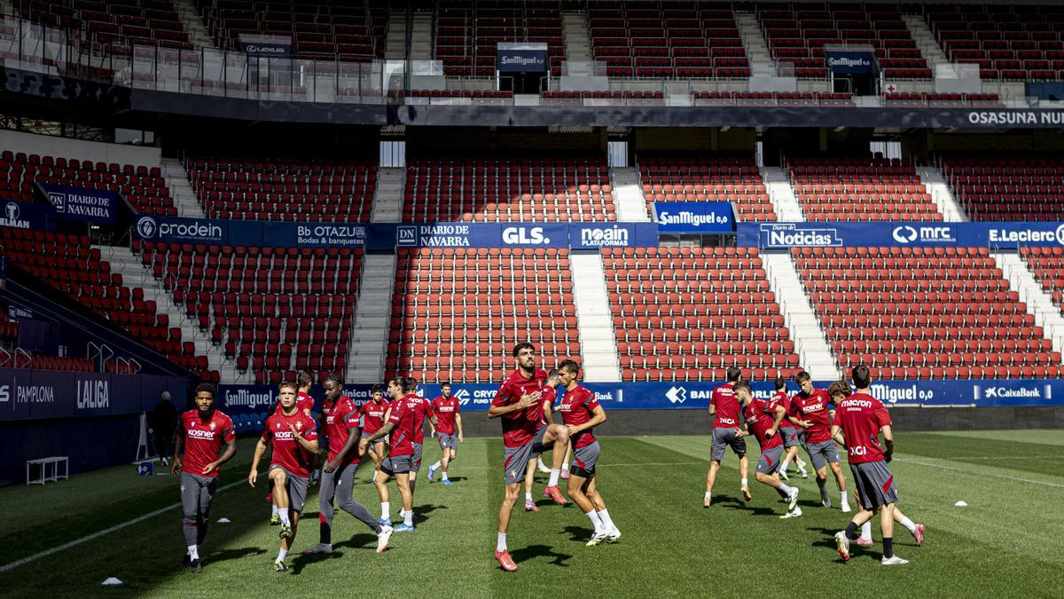 Entrenamiento de Osasuna en El Sadar.
