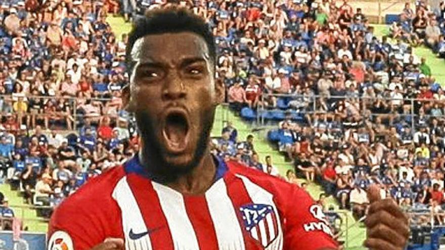 Thomas Lemas celebra.