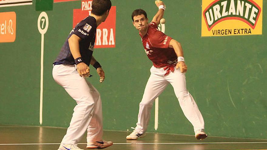 Barriola vuelve a su sitio