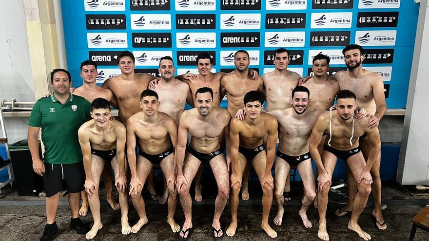 La Euskal Selekzioa de waterpolo deja su impronta en Buenos Aires