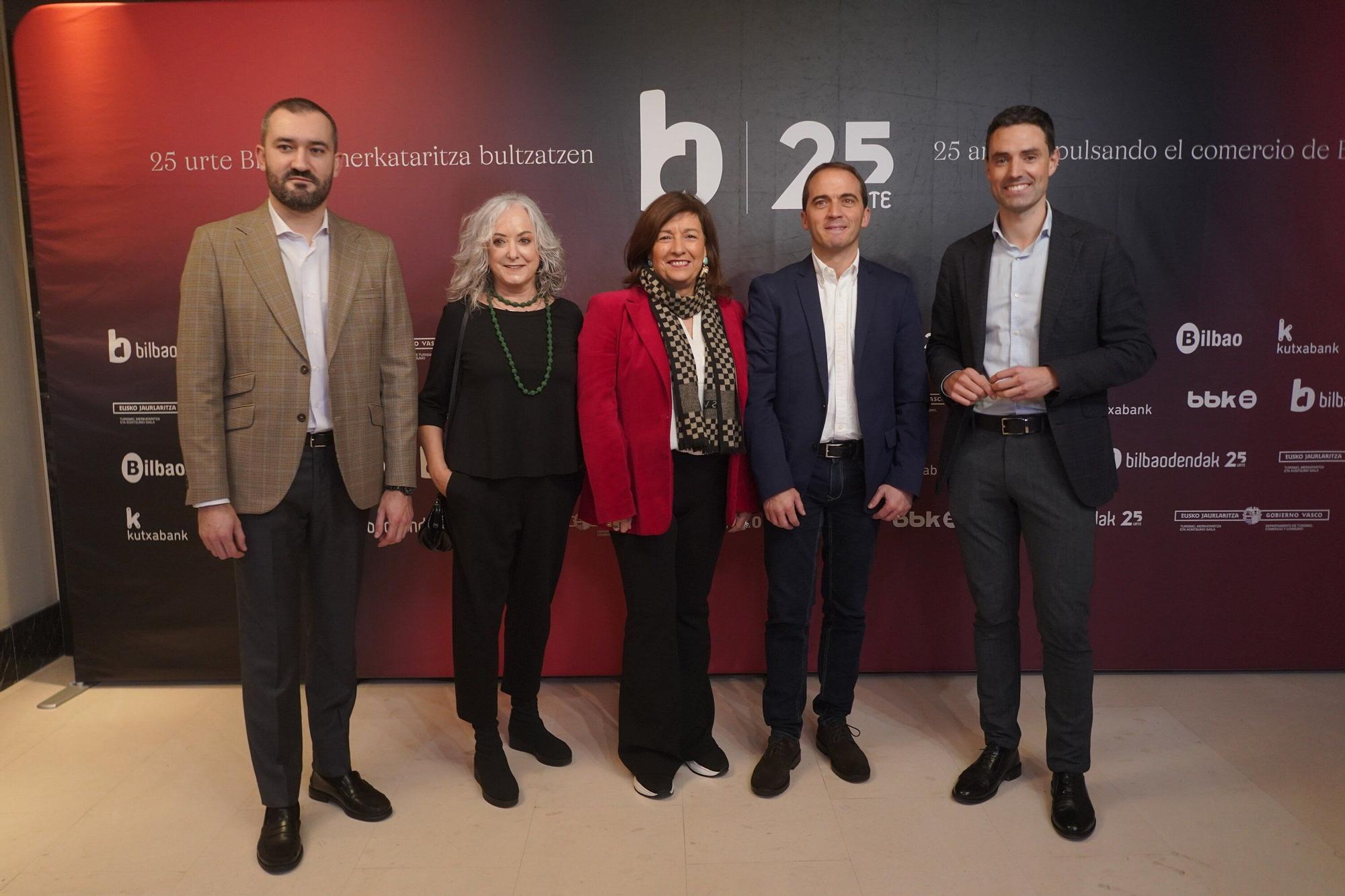 Mikel Hidalgo, María Loizaga, Itziar Epalza; el presidente del BBB, Iñigo Ansola, y Aritz Abaroa.