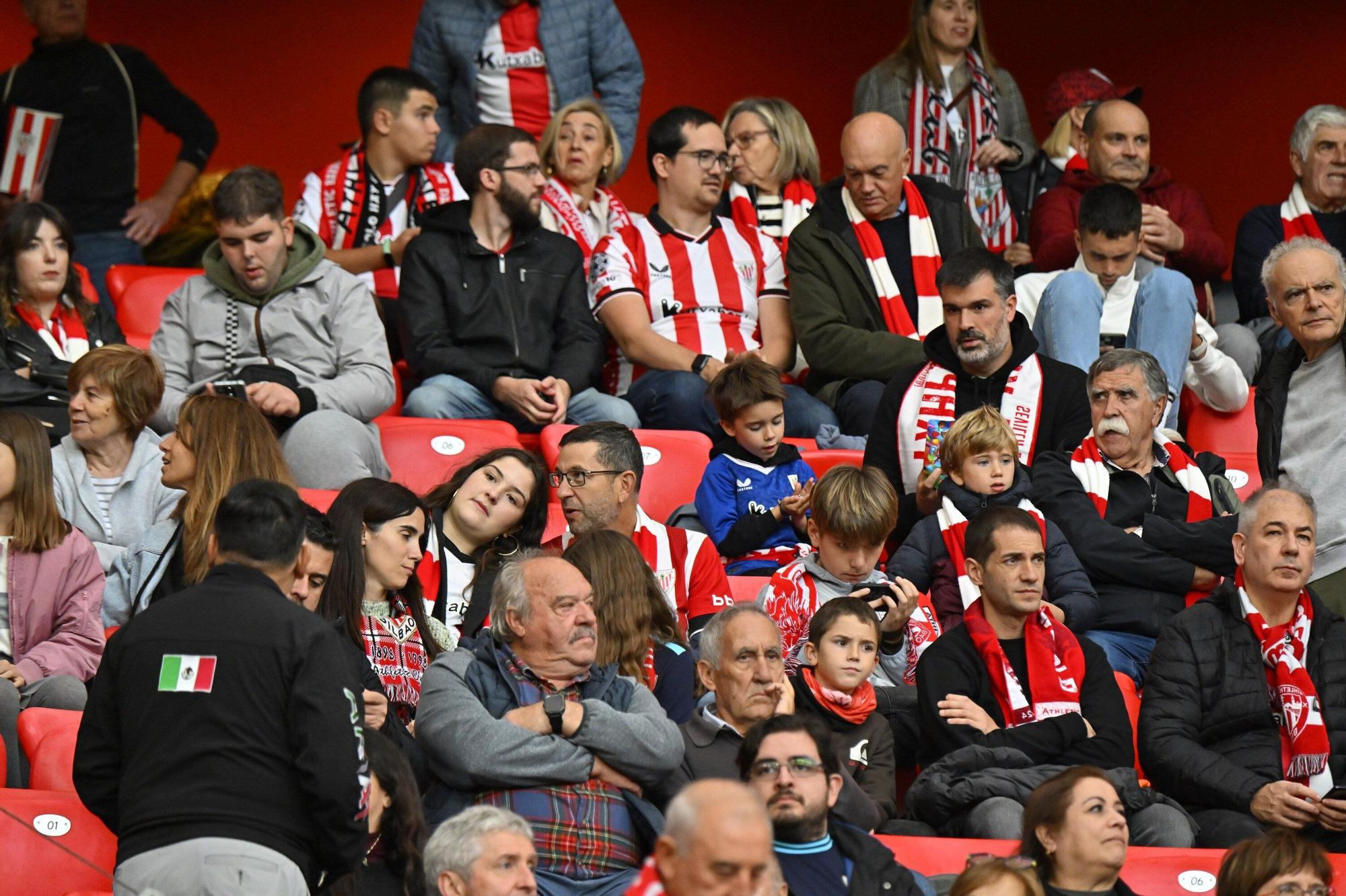 En imágenes: búscate en nuestra galería de la grada del Athletic-Getafe