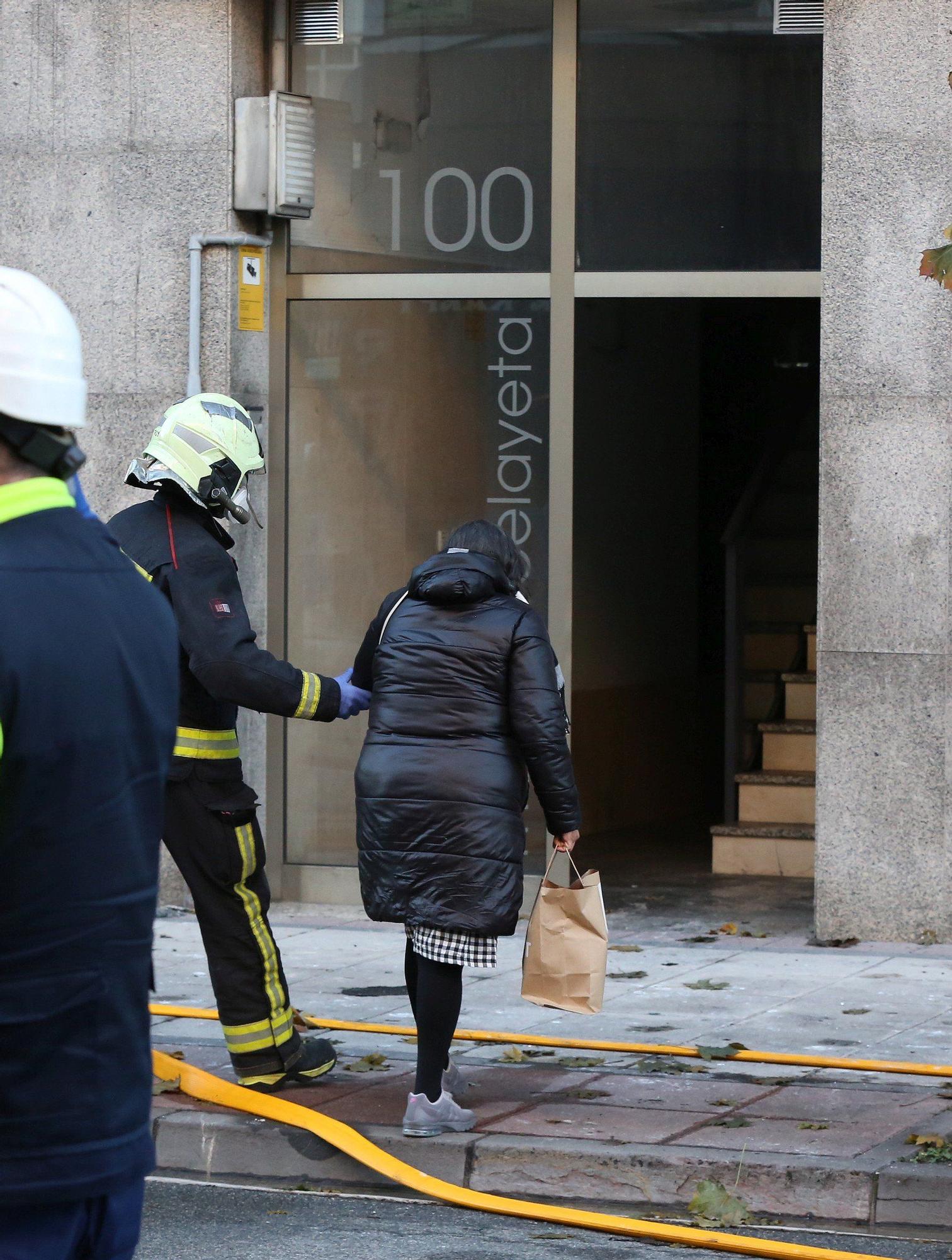 [FOTOS] Así ha quedado el bazar incendiado en la Rochapea