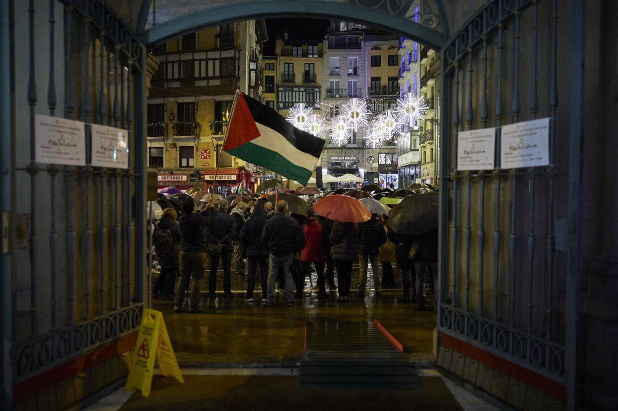 El colectivo BDZ se concentra en solidaridad con el pueblo palestino