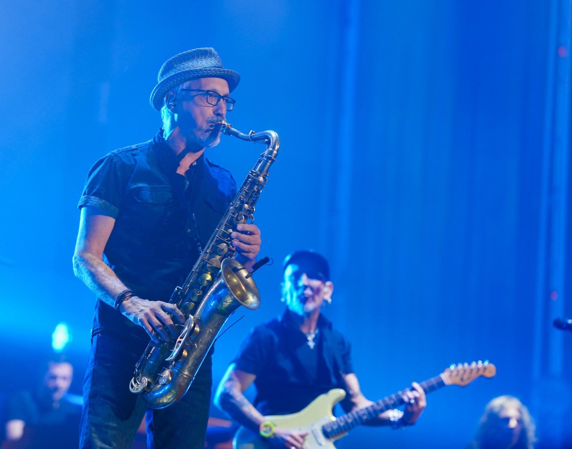 En imágenes: así ha sido en inicio de la gira de Fito&Fitipaldis