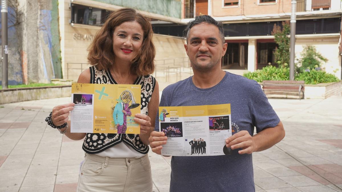 En imagen, Itziar Carrocera y David Gómez.