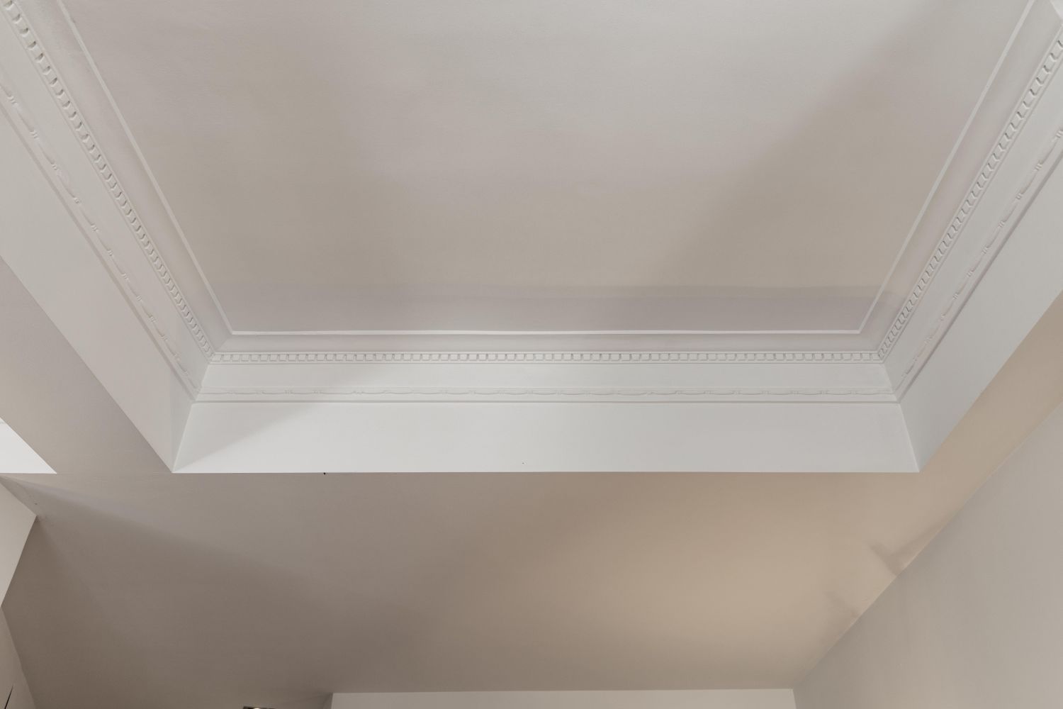 Magnífica propiedad en venta ubicada en un edificio señorial, situada en una de las zonas más elegantes del céntrico barrio de Gros