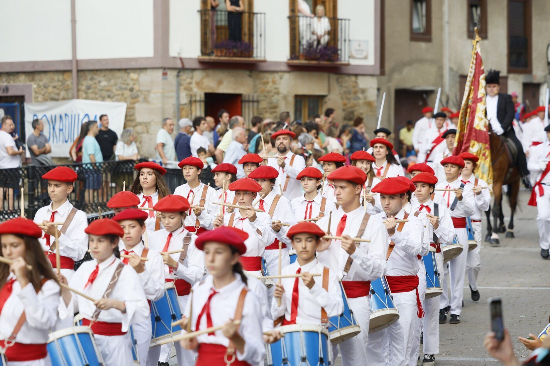 Las mejores imágenes del Alarde de Antzuola