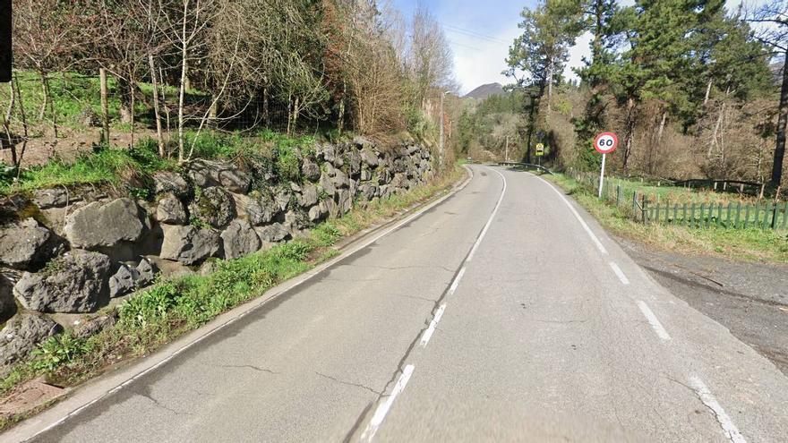 Un fallecido y tres heridos, todos de entre 17 y 19 años, en un accidente de madrugada en Álava