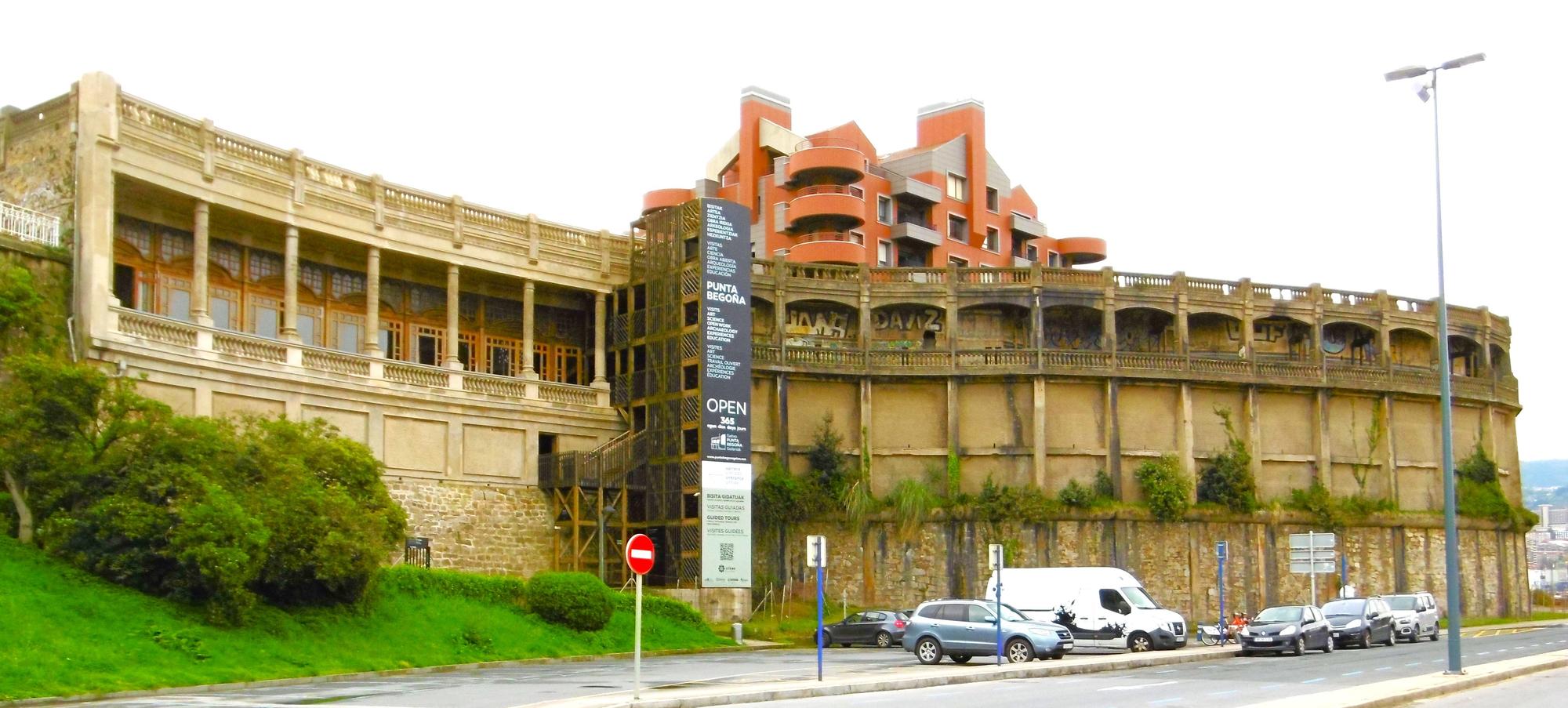 Galerías de Punta Begoña.