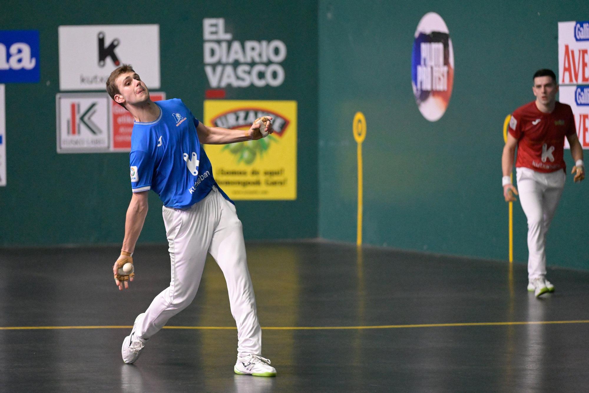 Murua y Gabirondo remontan a Peña II-Salaverri II en el Campeonato de Parejas Serie B.