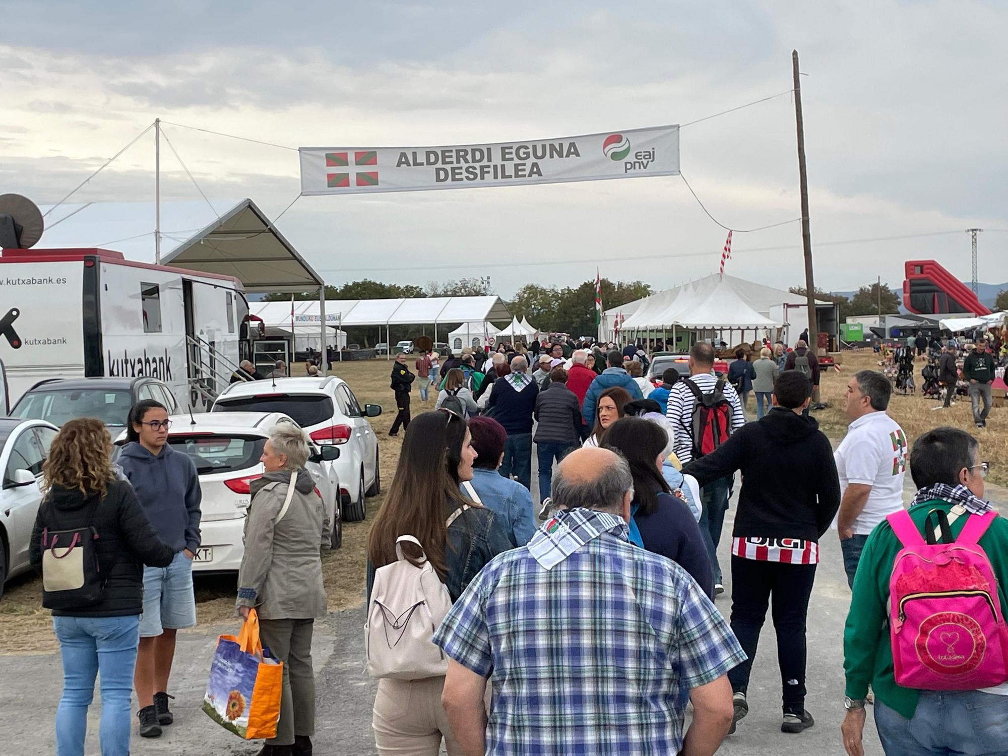 En imágenes: El Alderdi Eguna reúne a miles de jeltzales en un ambiente festivo