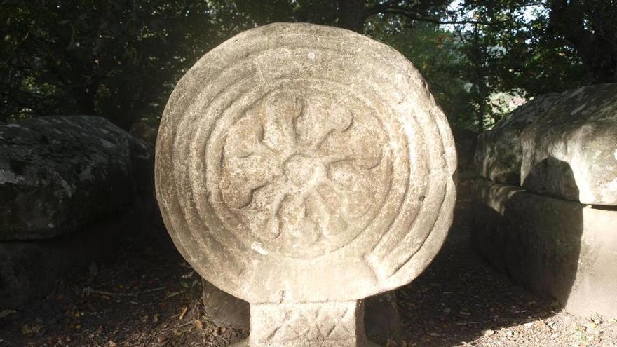 Estelas de Argiñeta: Ancestrales símbolos solares