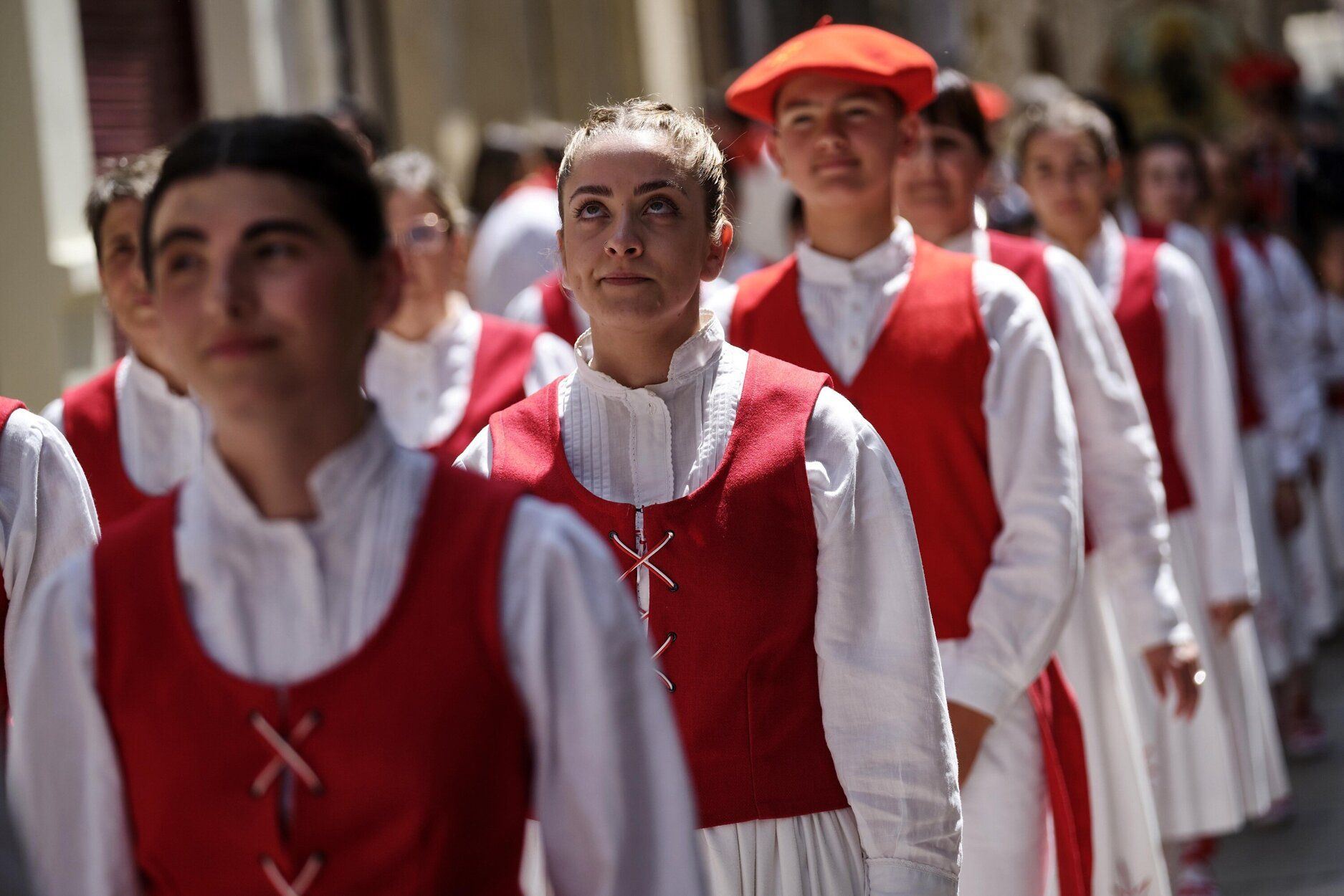 Fotos de la procesión y la pañuelada de este domingo en fiestas de Estella-Lizarra