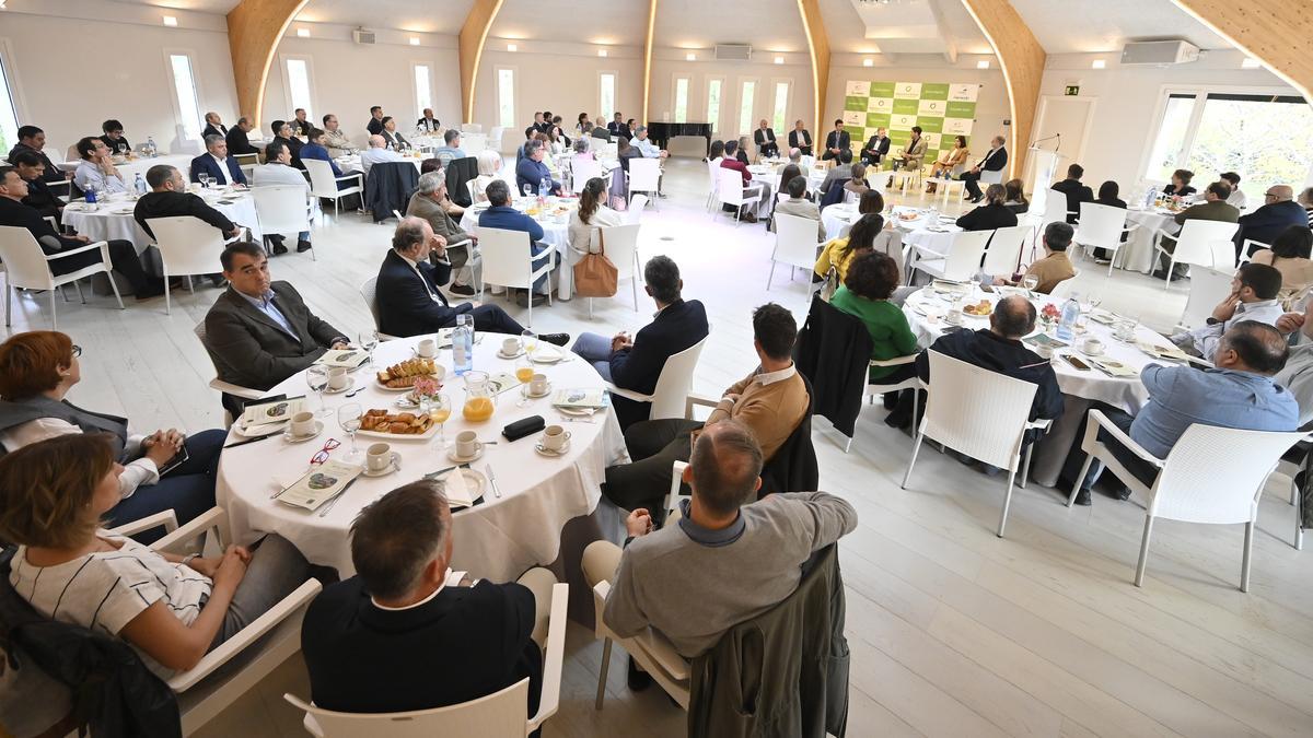 Desayuno informativo celebrado en Amalurra, Artzentales.