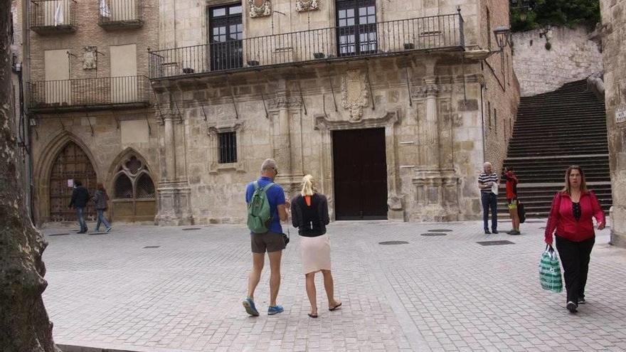 Siguen los preparativos para abrir la nueva oficina de turismo