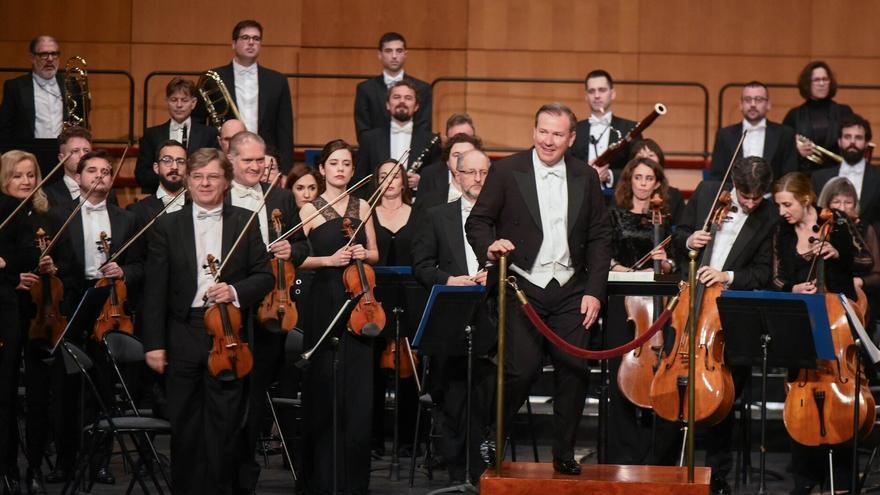 La Diputación celebrará el 125 aniversario del Palacio Foral con un concierto en la Gran Vía el 4 de octubre