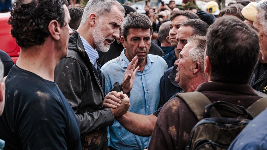 La monarquía cose España. Qué planazo