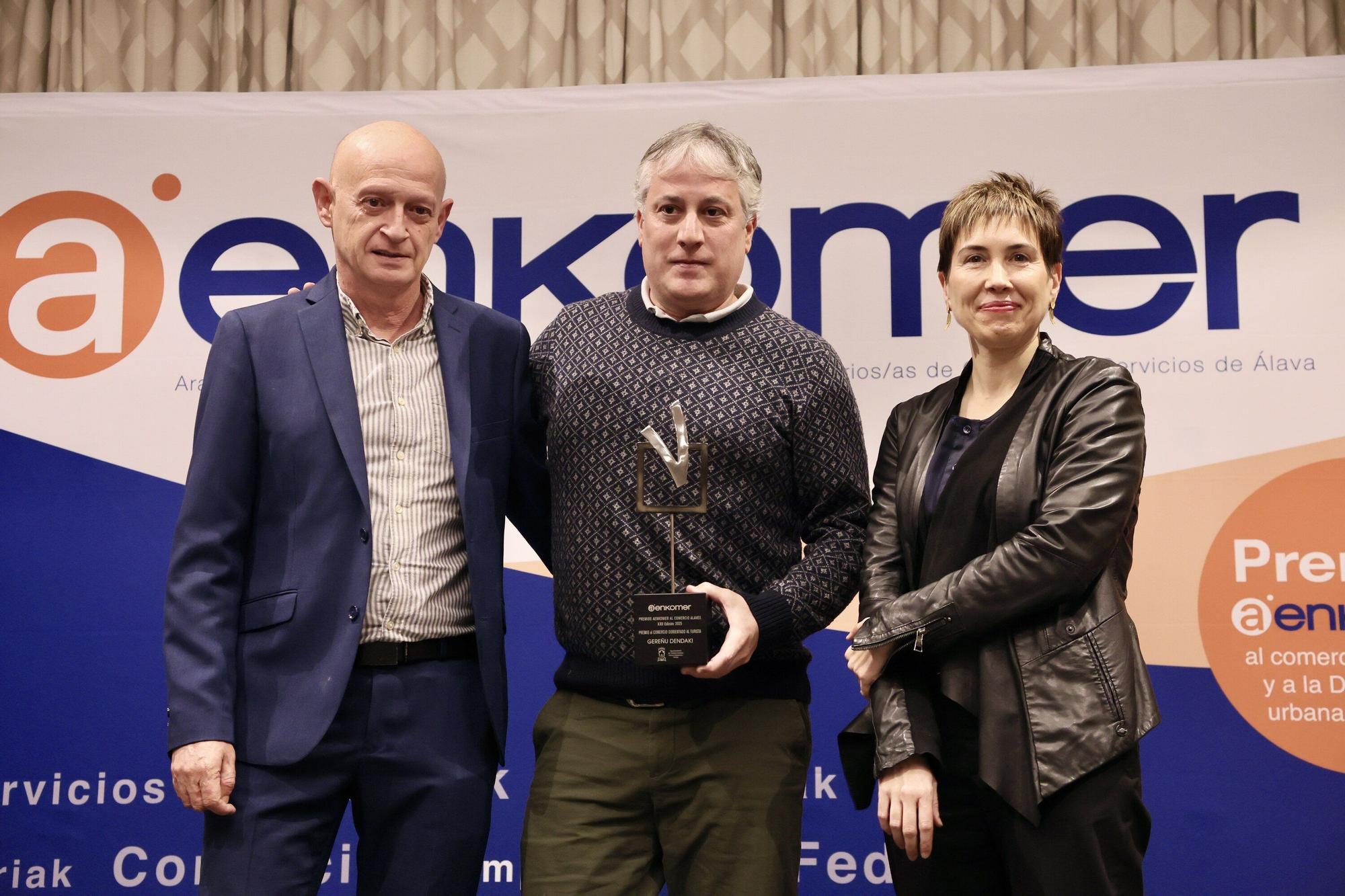 En imágenes: Premios Aenkomer al Comercio y Servicios de Álava