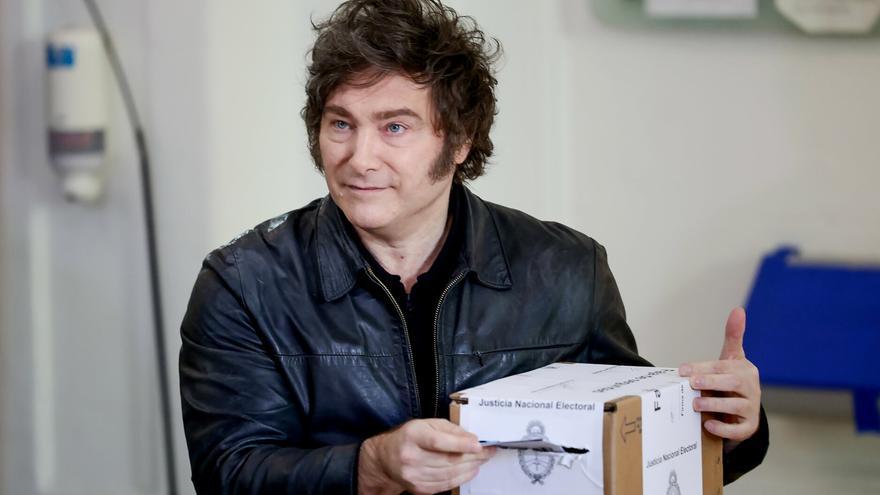 Milei arrasa en las elecciones de medio mandato en Argentina