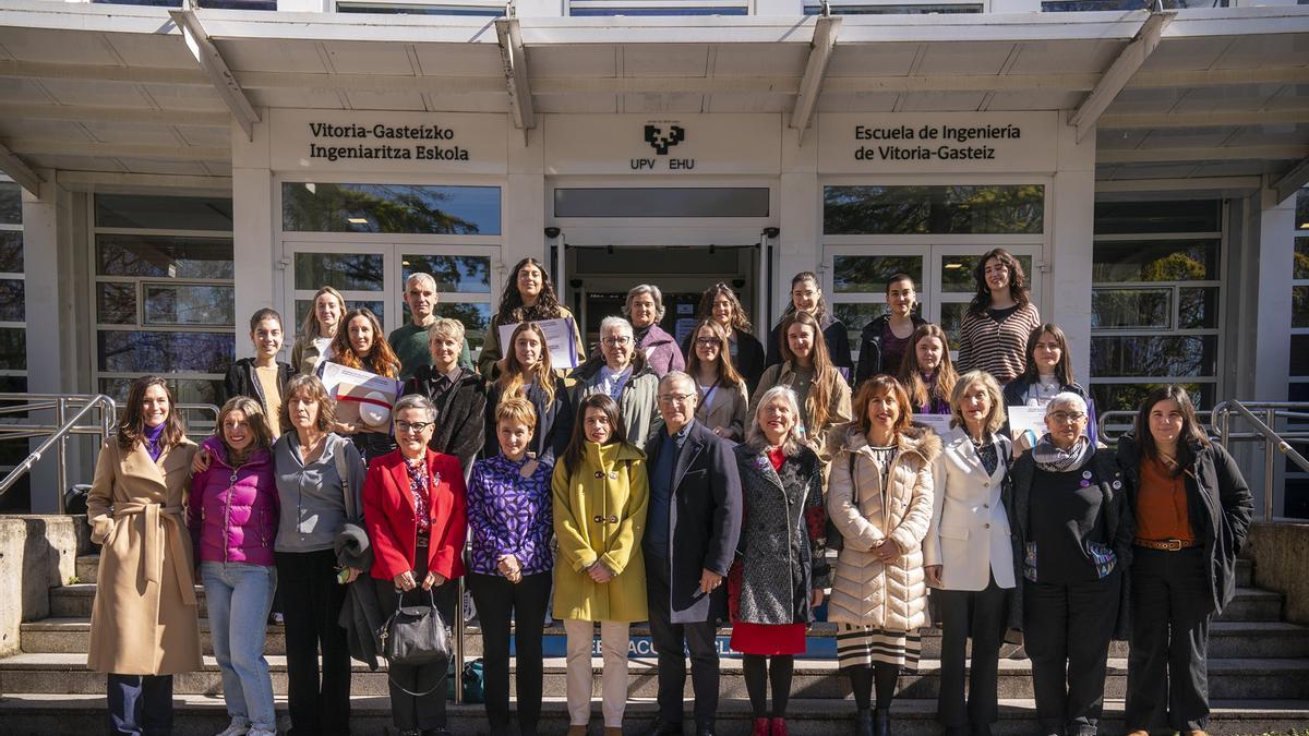 Genero egitura berri baten alde lan egiteko deia egin du Maggie Bullen UPV/EHUren Berdintasun zuzendari berriak.