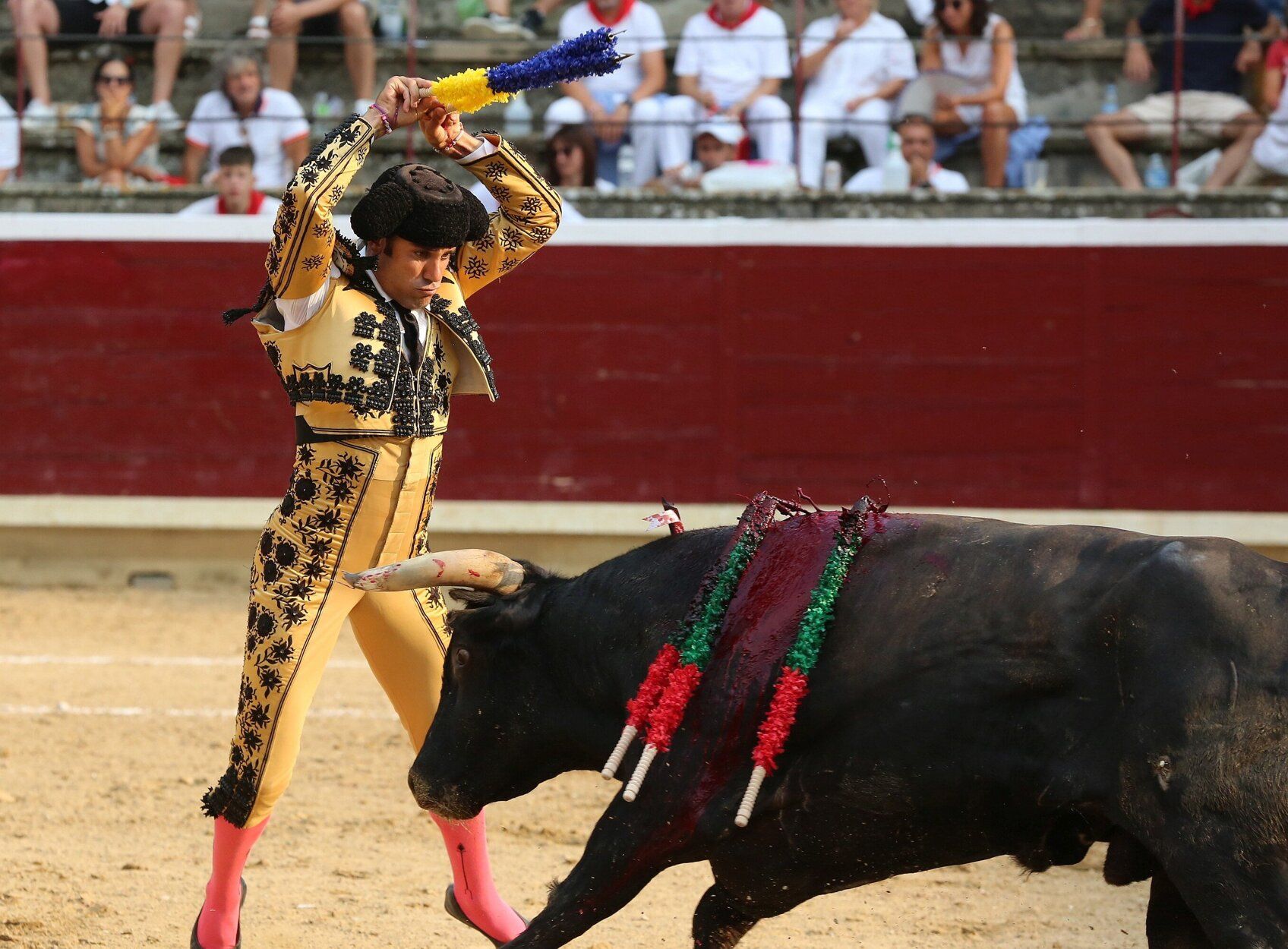 Fotos de la tercera corrida de toros de fiestas de Tafalla