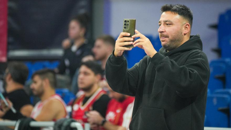 En imágenes: Ambientazo en el Baskonia - Olympiacos (¡Búscate en las fotos!)