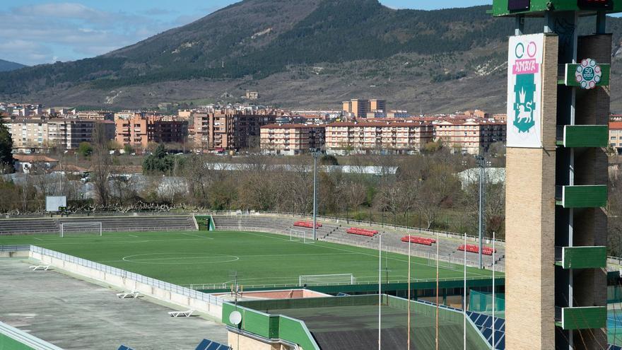 Condenado a 17 años de prisión, que no cumplirá, por grabar a hombres desnudos en el vestuario de un club de Pamplona