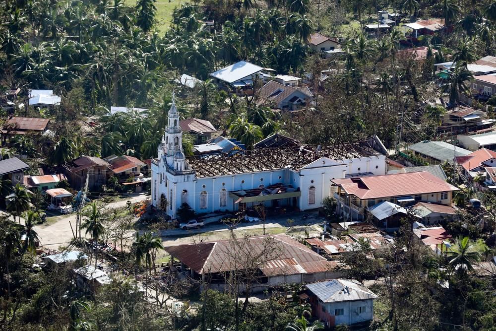 El tifón Rai arrasa Filipinas