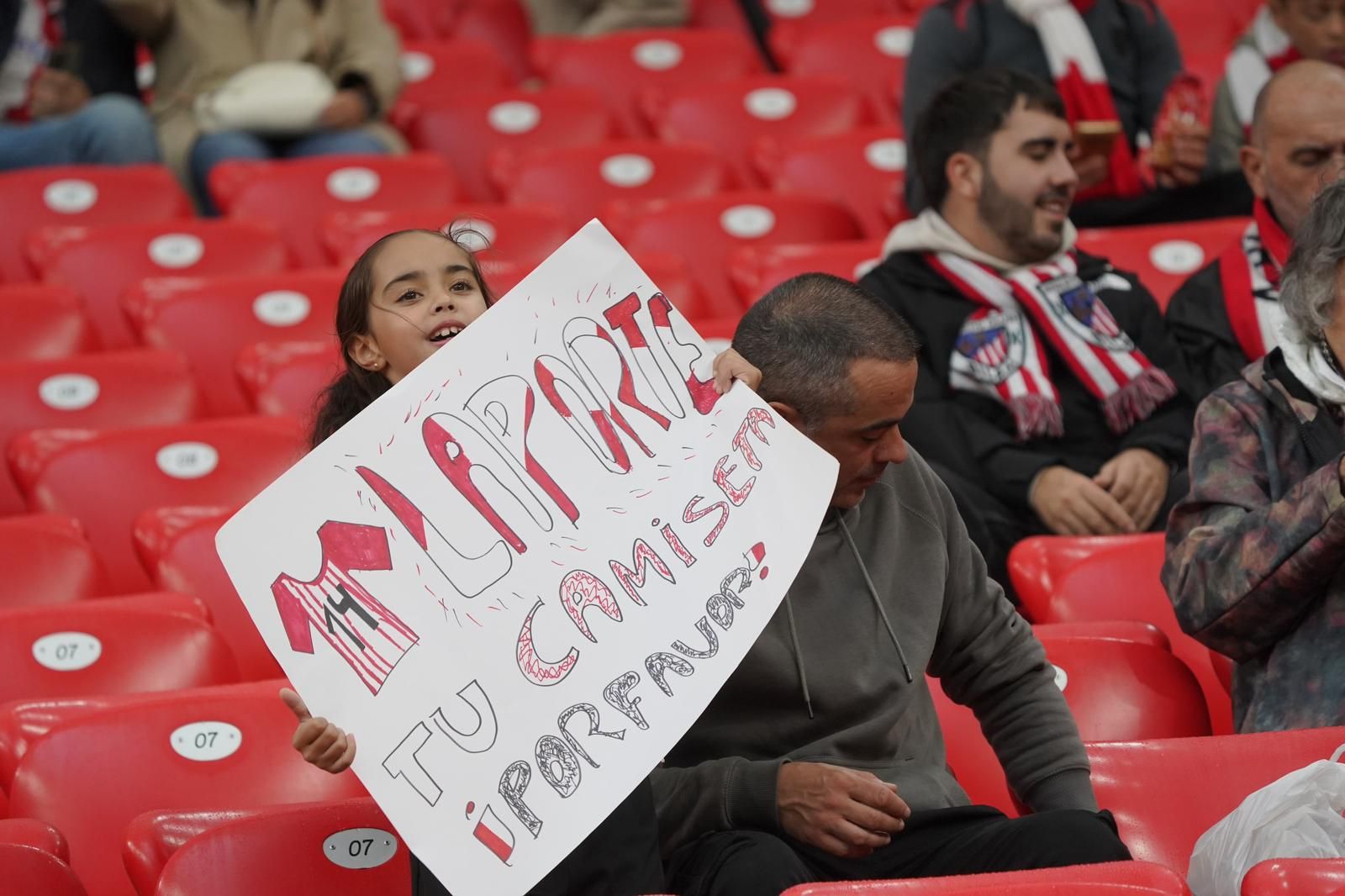 En imágenes: ¿Has estado en San Mamés viendo el Athletic-Mallorca? Búscate en nuestra galería