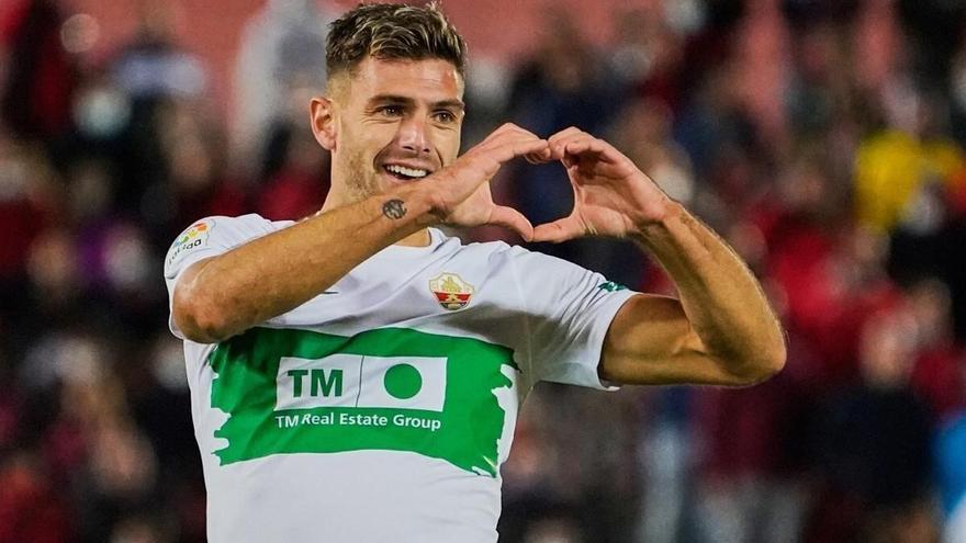 El Elche llega a Vitoria sin Pedrosa ni Héctor Fort