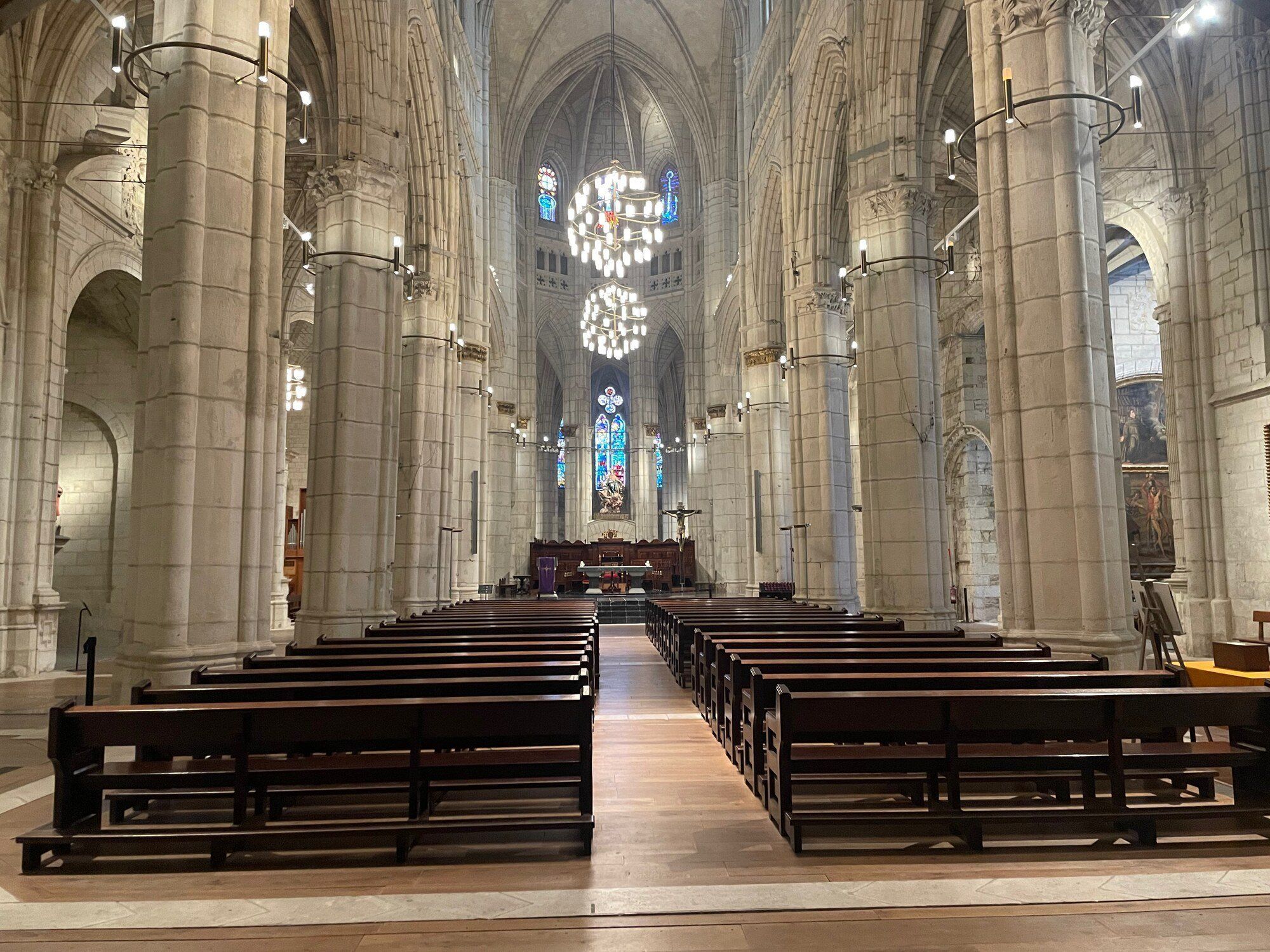 En imágenes: Así es la Catedral Santa María 30 años después de su cierre