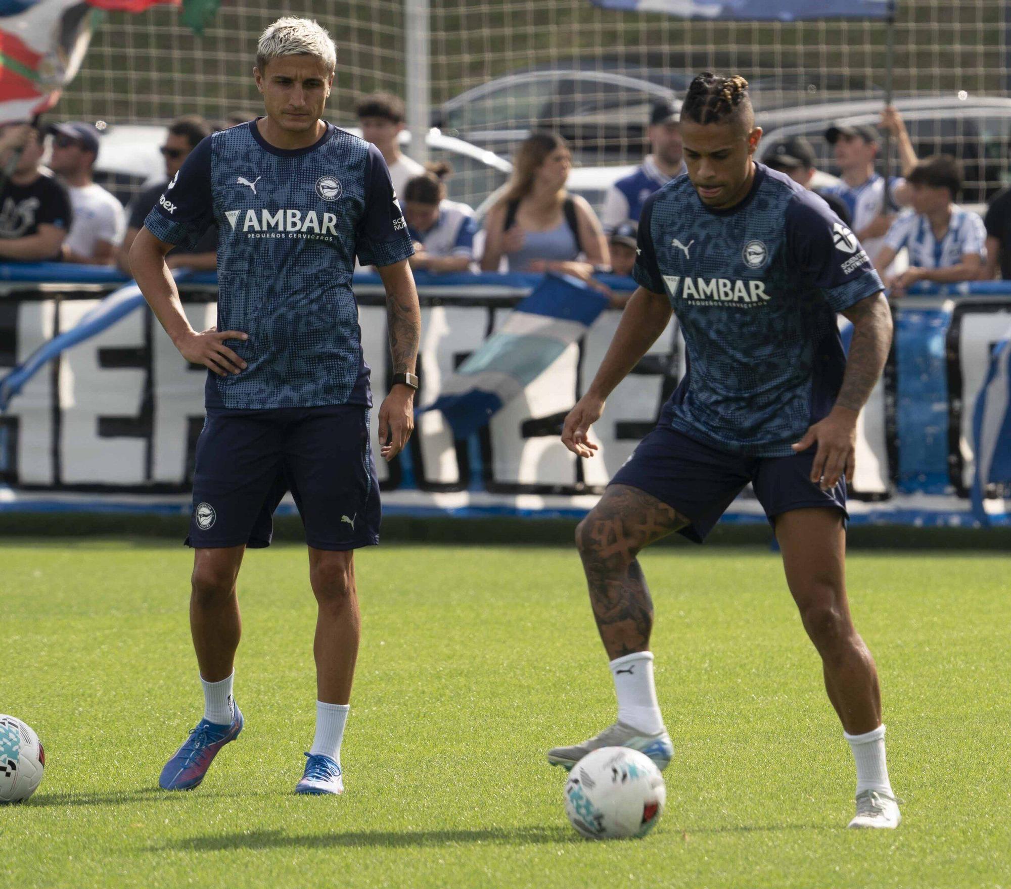 En imágenes: Una afición entregada al Alavés